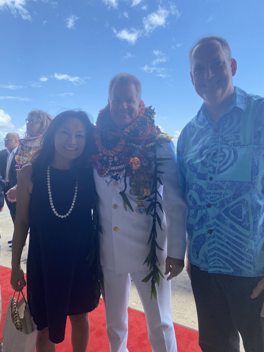 TonyGreubel's tweet photo. Honored to have attended the @INDOPACOM Change of Command Ceremony this morning on behalf of @EastWestCenter President @LumVares . Congratulations to new Commander Admiral Paparo and deep appreciation to Admiral Aquilino. https://t.co/TVh1jEWYd5