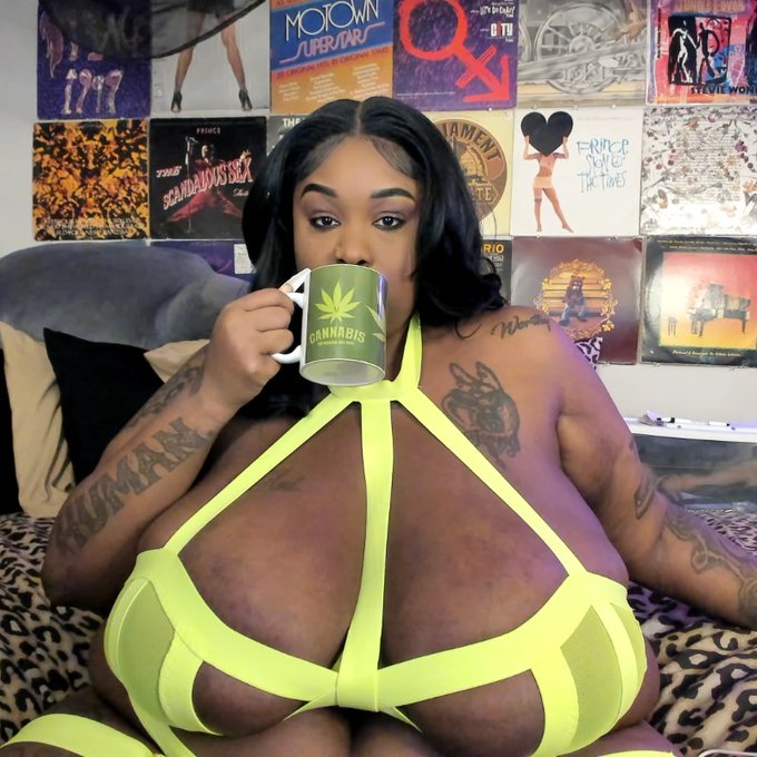 Missing you at my live show @Stripchat 😍. Drop in 👉 https://t.co/6lPQG9vyIl #stripchat #stripchatlive<a class="tags" href="/tag/stripchat">@stripchat</a><a href="/tag/stripchat"class="tags"><span>#stripchat</span></a><a href="/tag/stripchatlive"class="tags"><span>#stripchatlive</span></a>