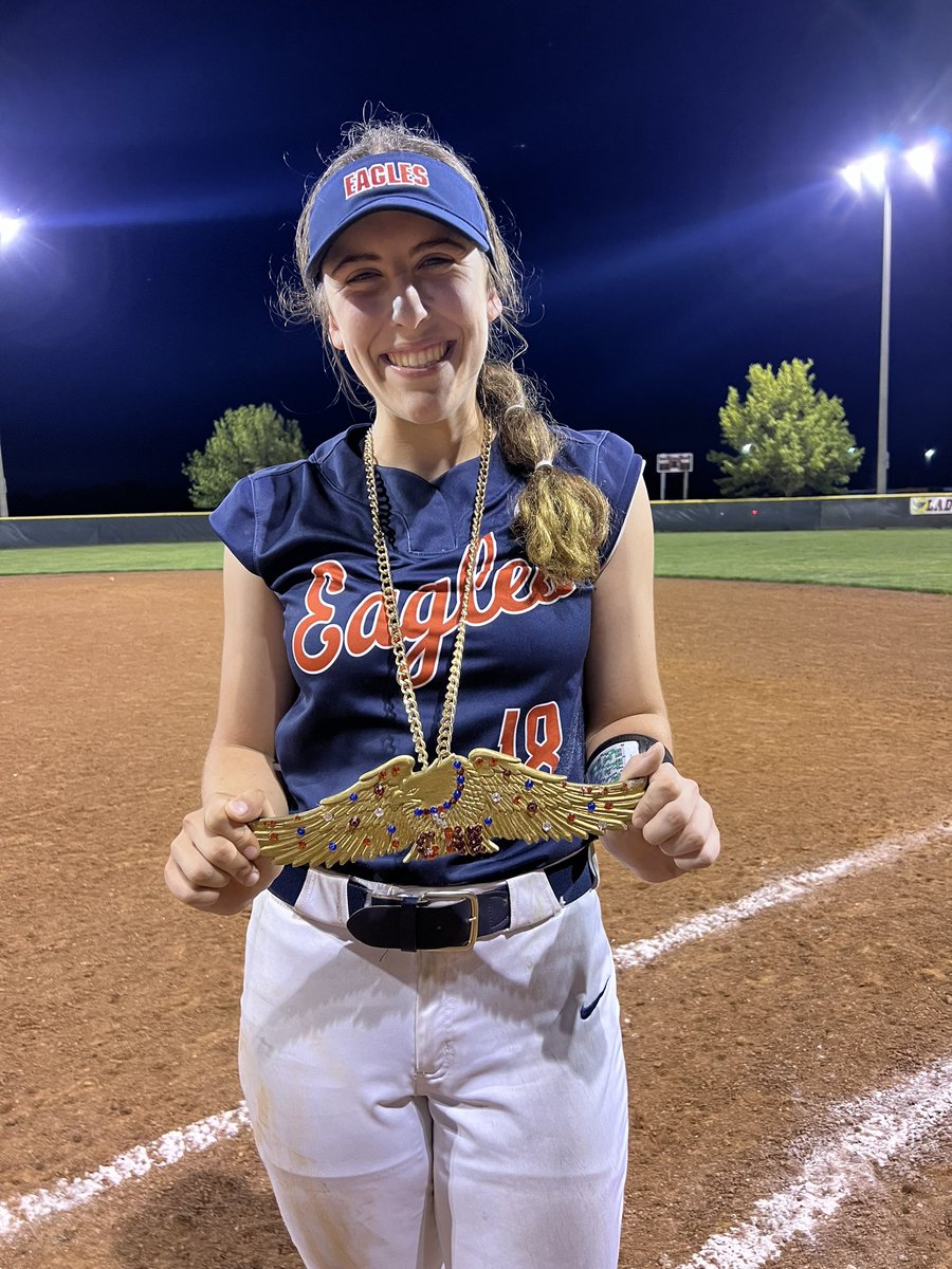 breeederer's tweet photo. Emily Stipsits is our players of the game tonight 🥎 https://t.co/9Khvg3DsWf