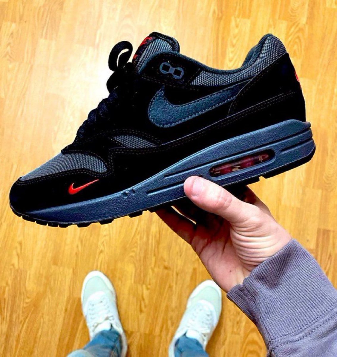 Ad: Nike Air Max 1 'Bred 2.0' on sale for $135 shipped w/ code FITCHECK 🖤♥️ Link -> bit.ly/3Sd9SYM