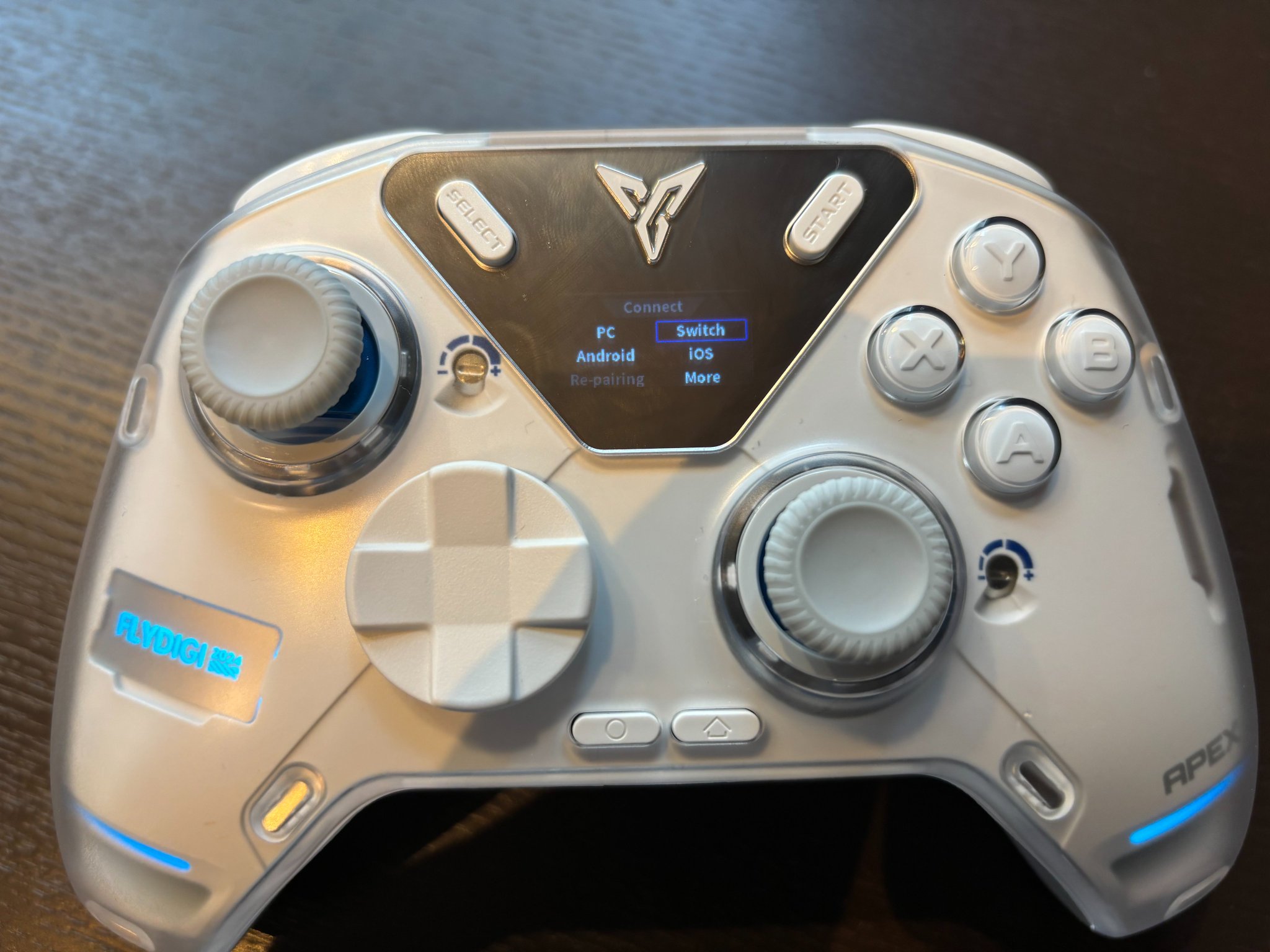 Flydigi APEX 4 コントローラー 交換スティック付き Flydigi APEX 4 コントローラー 交換スティック付き2