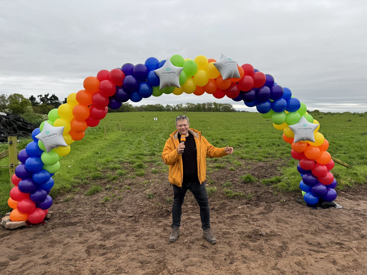 Time for the @LingenDavies Colour Run