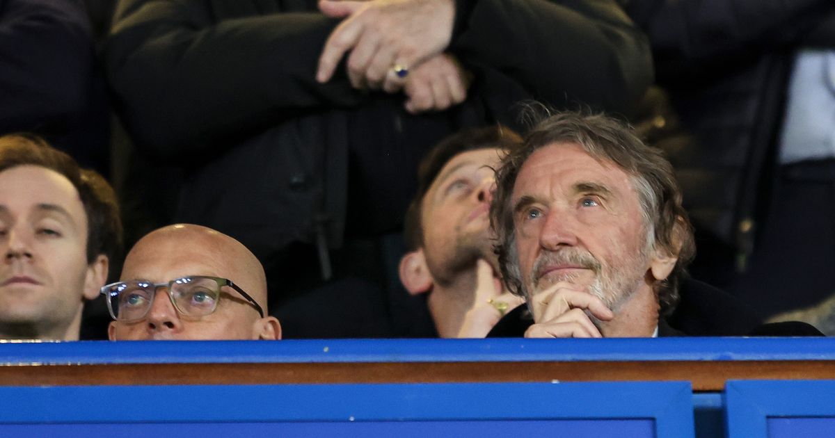🏆 Cup final plans 🤔 'Disgrace' on facilities tour It's not the first time a leaked Jim Ratcliffe email has shown how he feels as he gets his feet under the table at Manchester United mirror.co.uk/sport/football…