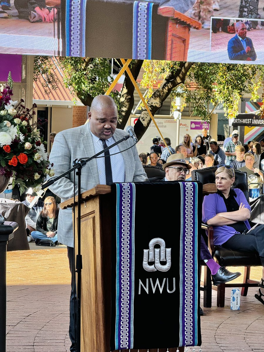 The NWU Principal and Vice-Chancellor, Prof. Bismark Tyobeka welcomes the prospective students and their guardians to the Potchefstroom Campus Open Day! #NWUOpenDay