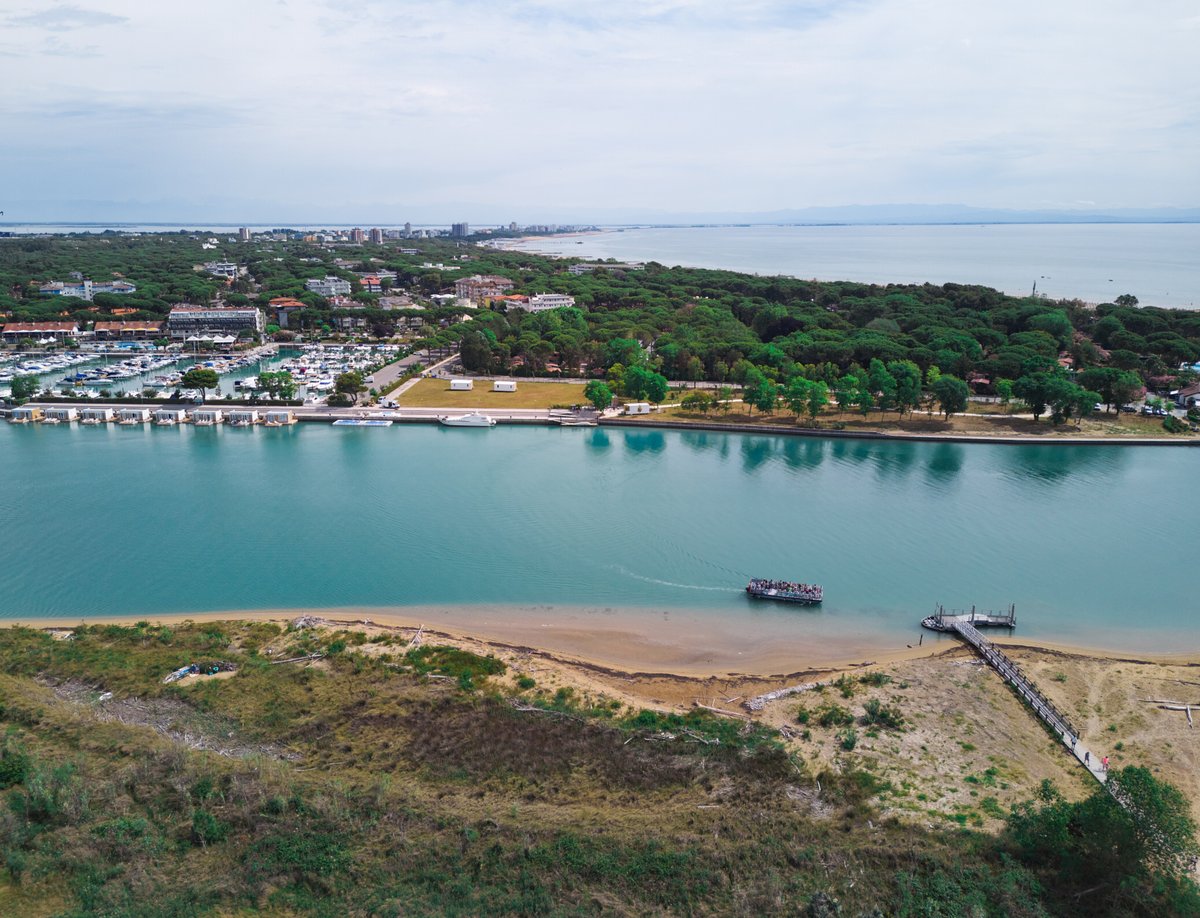 🚢 Dal 1 maggio, collegamenti marittimi da Trieste a Grado e Lignano con TPL FVG. 
🚲 La ciclovia FVG2 offre un percorso panoramico tra riserve naturali e spiagge, perfetto per una pedalata fino al Carso.
 ℹ️ linee marittime bit.ly/LineeMarittime… 
#iosonofvg #VisitFVG: