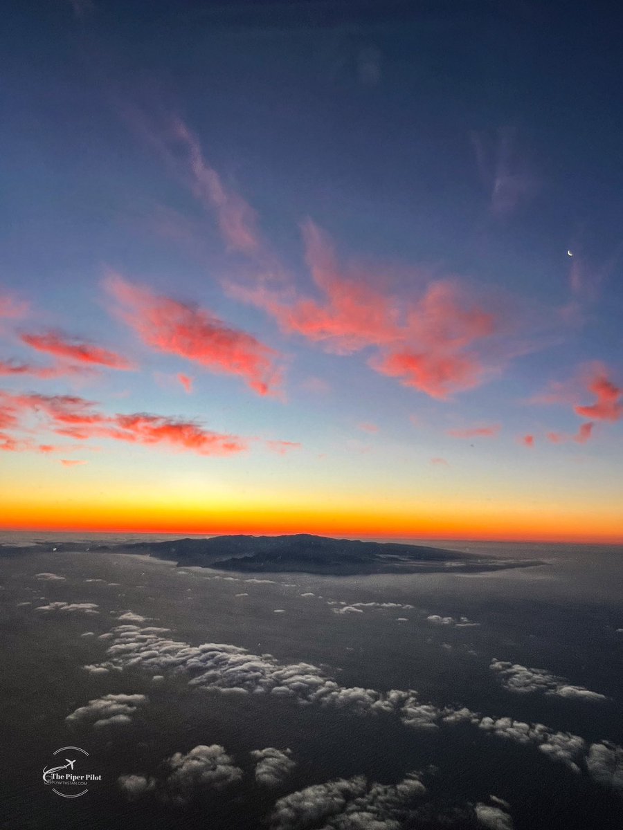 Buenos días Gran Canaria 😊👋🌅  #grancanaria #sabado #saturday #avgeek #sunrise #canaries #canarias