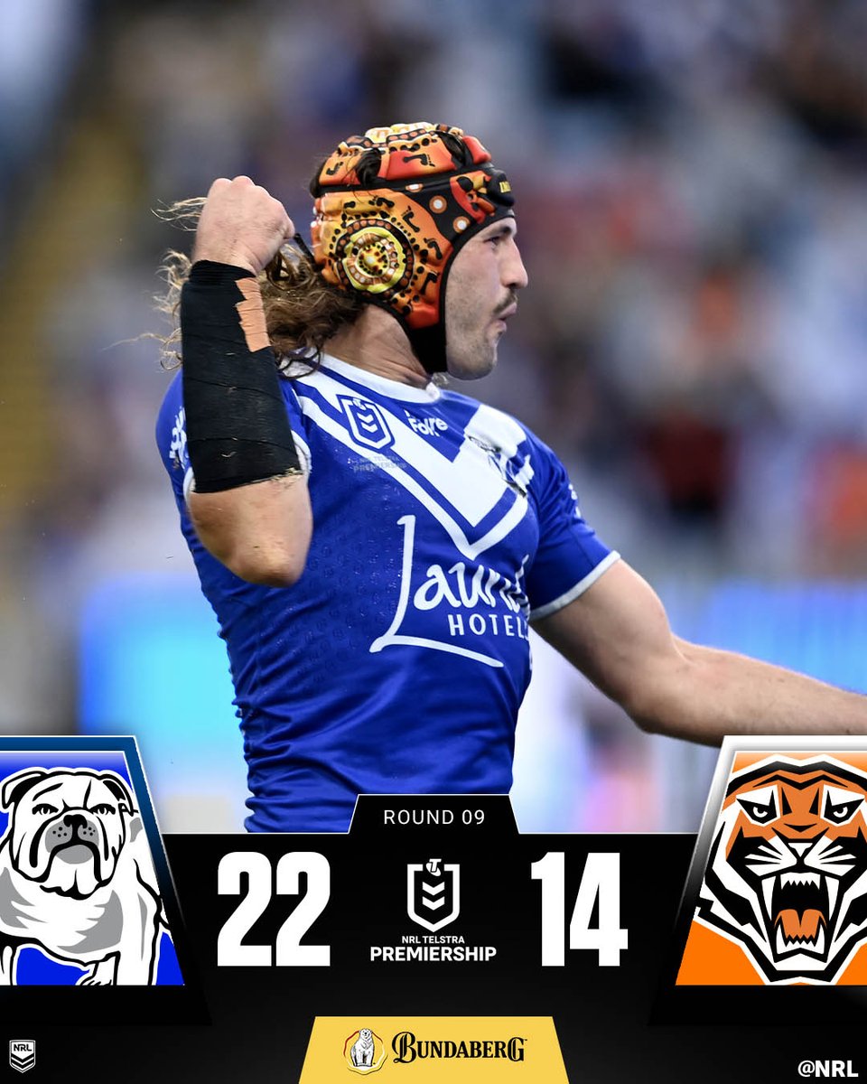 ARM WRESTLE 💪 #NRLBulldogsTigers