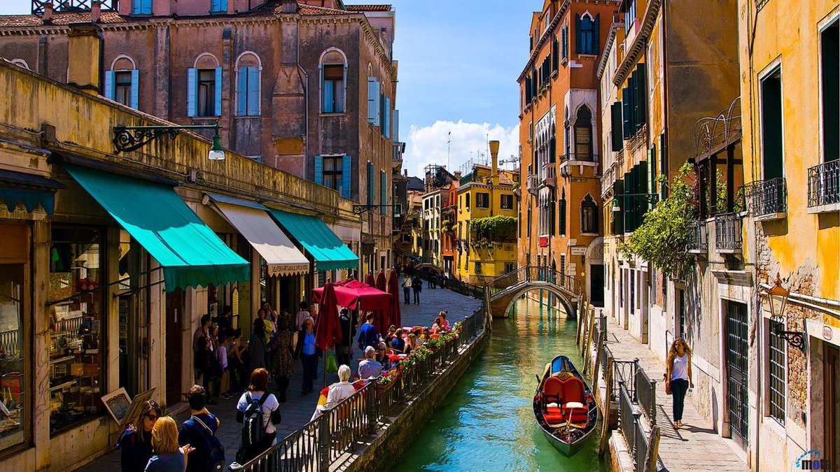 Venedik, günübirlik ziyaretçilerden aldığı giriş ücretinden 700 bin euro'dan (24.4 milyon TL) fazla gelir elde etti. [aa]