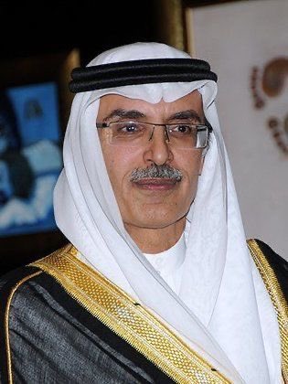 عاجل 🔴 

وفاة الأمير الشاعر #بدر_بن_عبدالمحسن بن عبدالعزيز رحمه الله وأسكنه فسيح جناته ؛ عن عمر يناهز الـ 75 عاماً، بعد معاناة مع المرض.

-