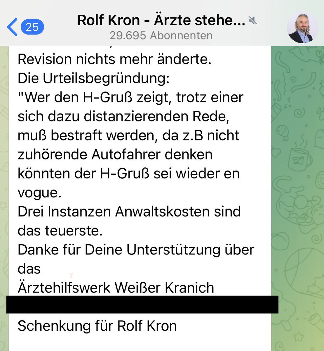 Schwurbel-Arzt Rolf #Kron wurde wegen Hitlergruß in dritter Instanz zu 1200 Euro Geldstrafe verurteilt 

Tja, die „Menschheitsfamilie“ und „Herzensmenschen“ mal wieder…