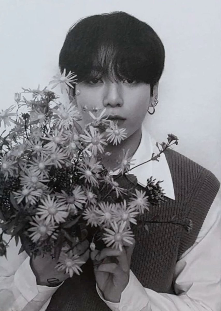 My flower boy 😍💐