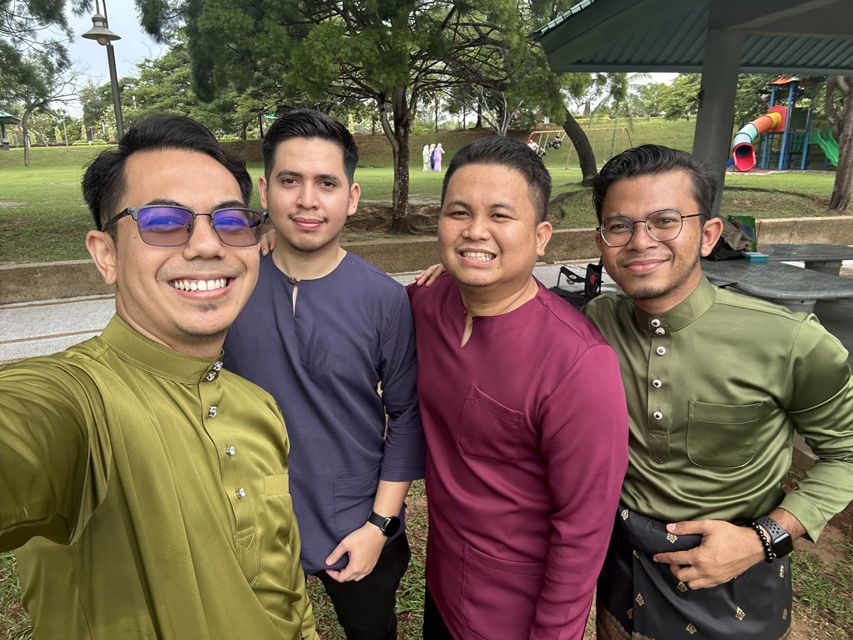 Masih dalam Aidilfitri kan 🥳
HOB Raya
#25syawal1445H
#aidilfitri2024