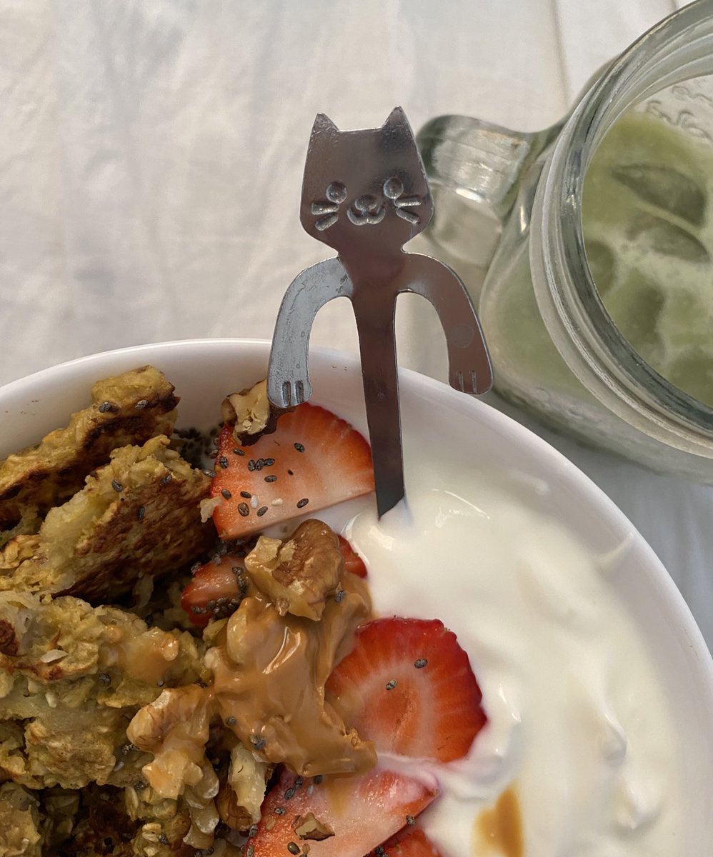 good morning! look at the spoon i got 😭