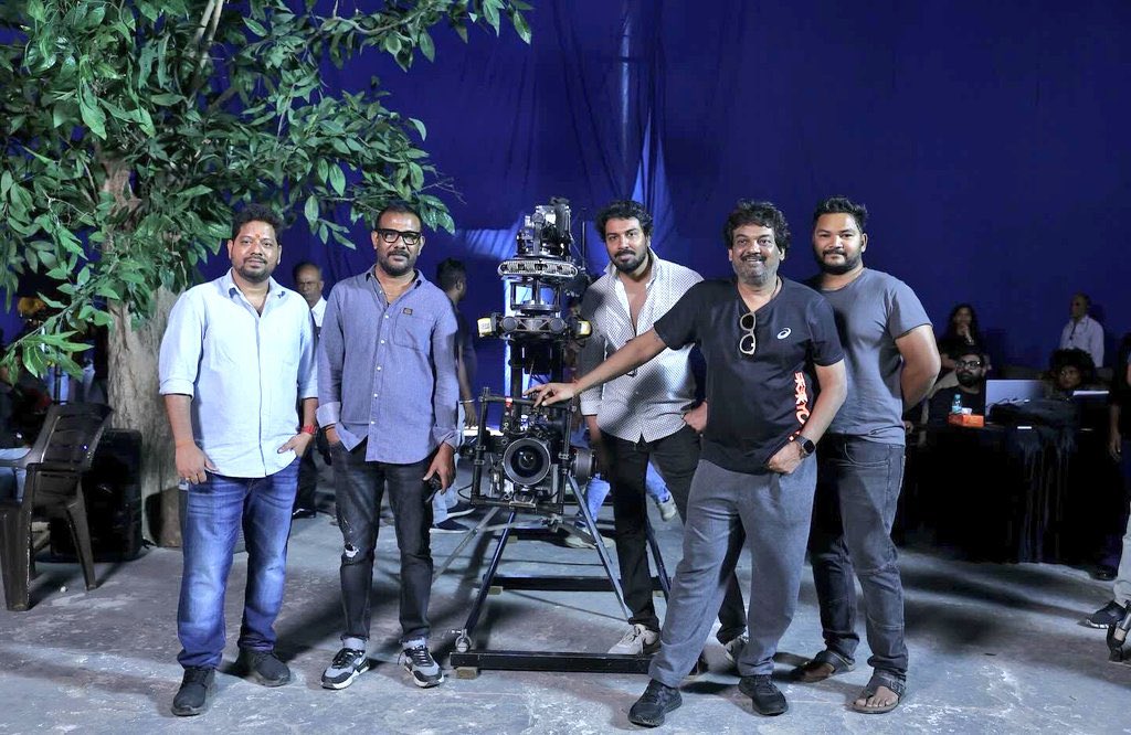 Team #DoubleISMART to resume the shoot in Mumbai to shoot some crucial sequences for the film with the main star cast ❤️‍🔥

#puriJaganath #RAmPOthineni #RAPO #ISMARTShankar