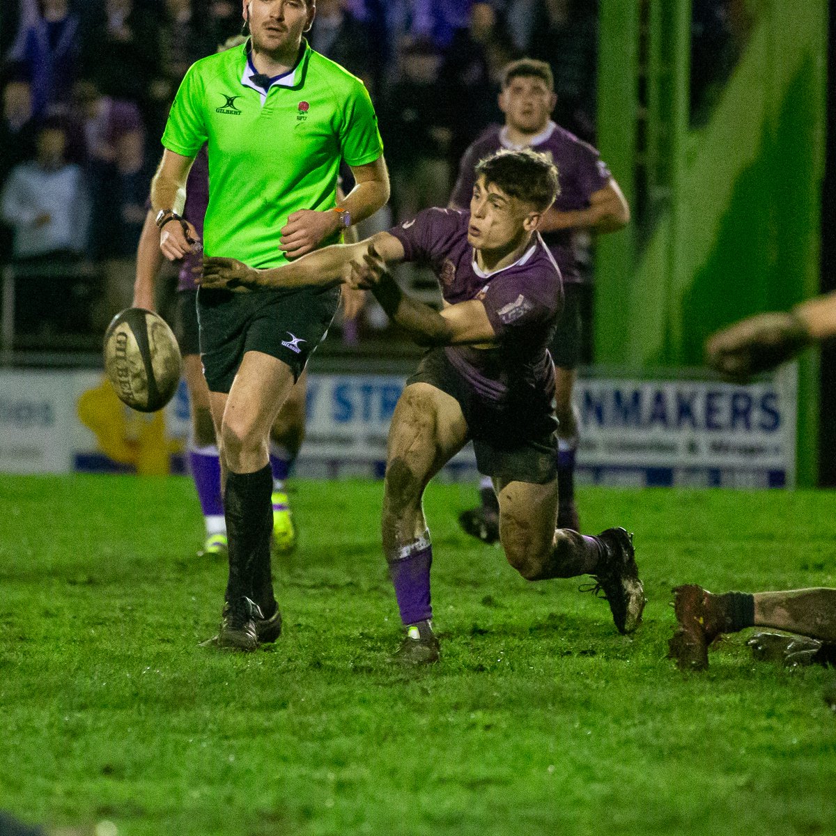 🌹 Representing @EngRugbyUnis 💪 Overcoming adversity 🎓 Benefit of playing @BUCSSuperRugby 💼 The family business Ahead of playing for England Students, @DURFC and @FalconsRugby's @MPepper7 spoke to TRU 🤩 ✍️ @joeharvey34 | 📸 @BUCSsport talkingrugbyunion.co.uk/max-pepper-exc…