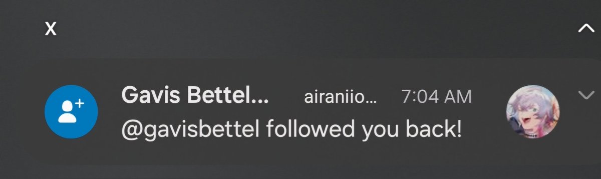 THE gavis bettel from THE holostars followed me back!?!?  OMG guyssss 😫😫😫😫😫😫😫 So happy ueueueueueueue omg