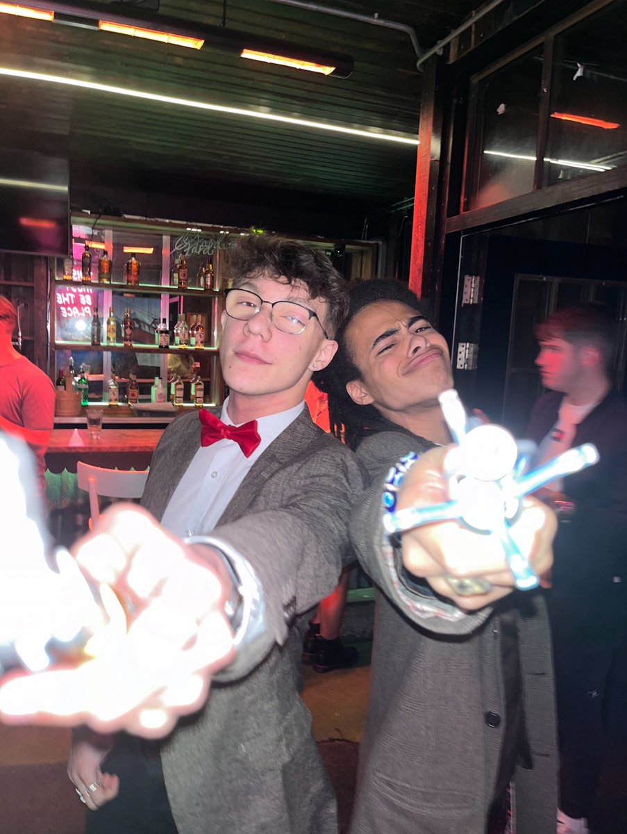 Black n White (@ec6572) on Twitter photo 