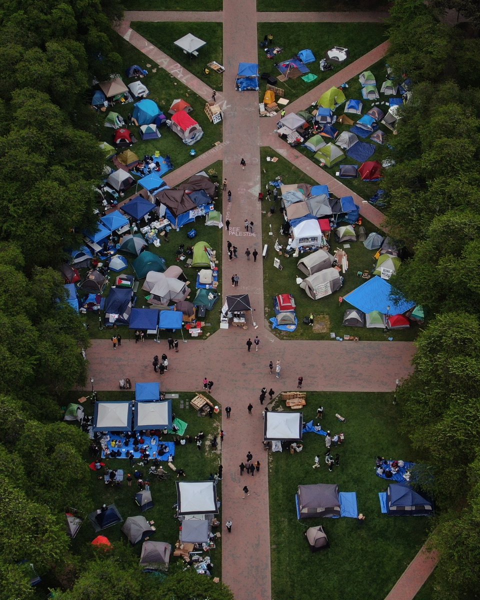 University of Washington encampment surpassed 100 tents as of Friday evening