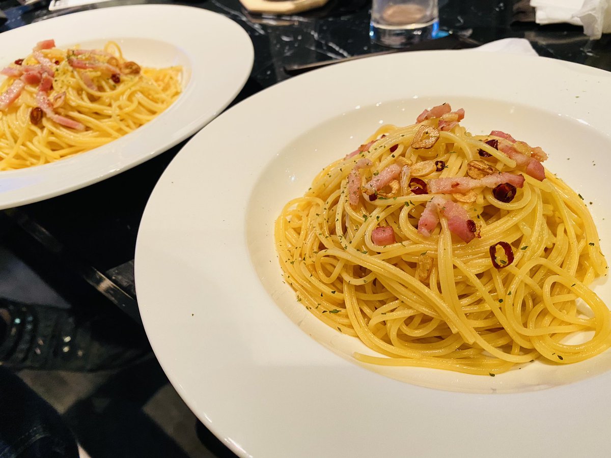 本日14〜23時営業
Lo22時

昨日もご来店ありがとうございます😊
電車の中大きいキャリーケース持ってる旅行者の方がとても多かったです😳

YouTube⬇️
応援宜しくお願い致します📣
youtube.com/c/ZEROIN%E5%90…