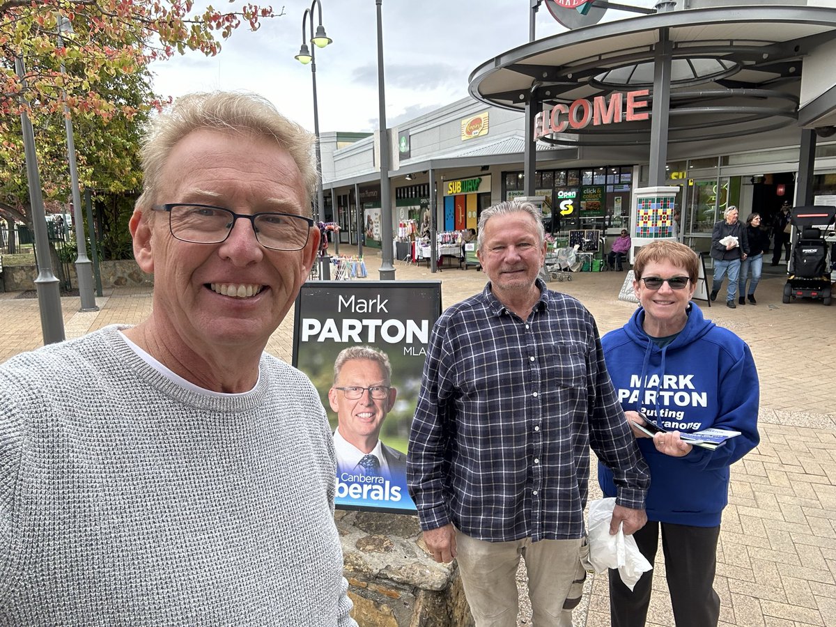 It’s been a full morning in the Lanyon Valley. Point Hut Parkrun. Getting petition signatures with Deborah Morris at Gordon Playing Fields and then mobile office at Lanyon Marketplace.