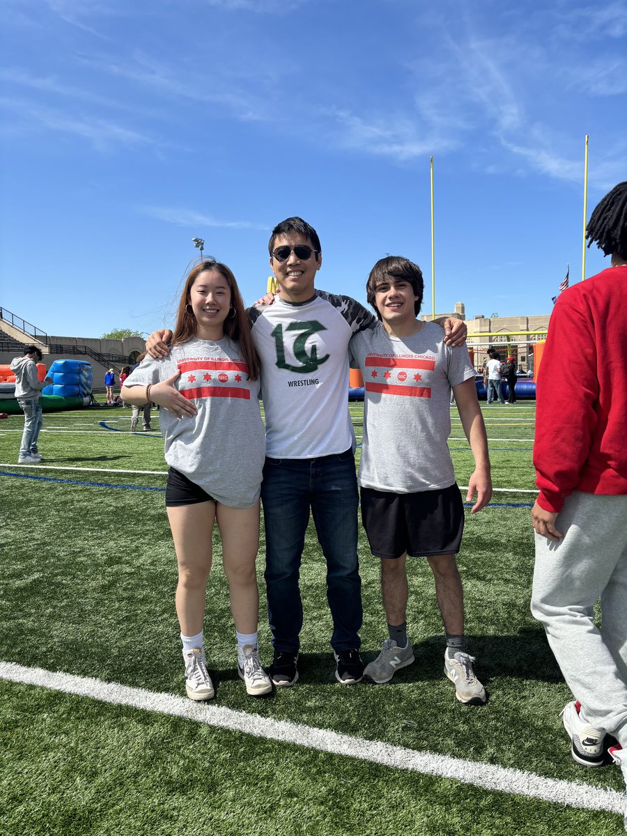 #WrestlingShirtADayinMay with my two seniors headed off to <a href="/thisisUIC/">University of Illinois Chicago</a>