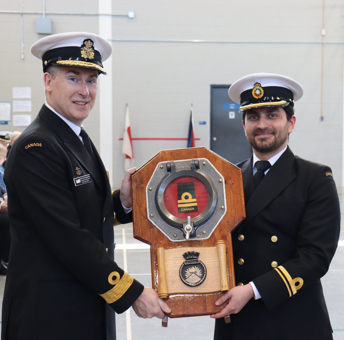 Congratulations to our newly promoted member, Lieutenant (Navy) Abousaleh, who was promoted to their current rank during our end-of-year Ceremonial Divisions!

@RoyalCanNavy #WeTheNavy #victoriabc #yyj