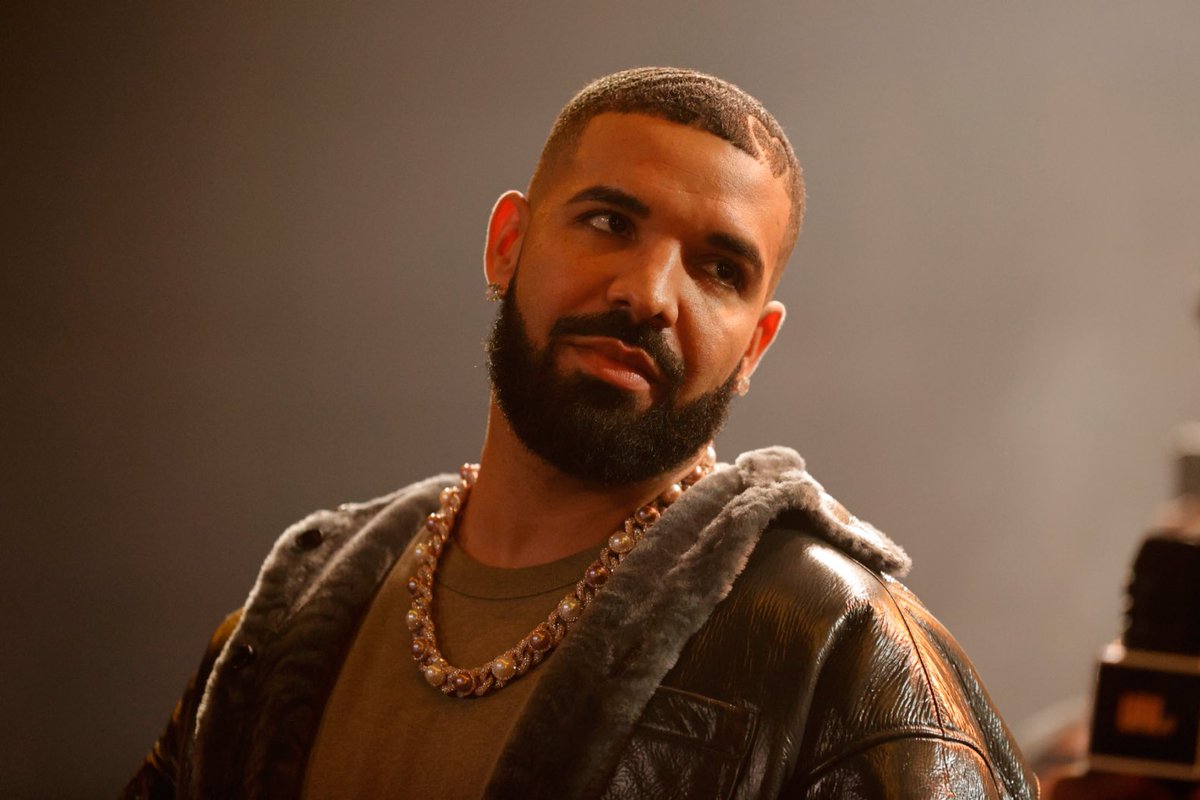 Drake reveals Kendrick Lamar requested Tupac's estate to sue Drake for ‘Taylor Made Freestyle’ “You called the Tupac Estate & begged em to sue me and get that sh*t down”