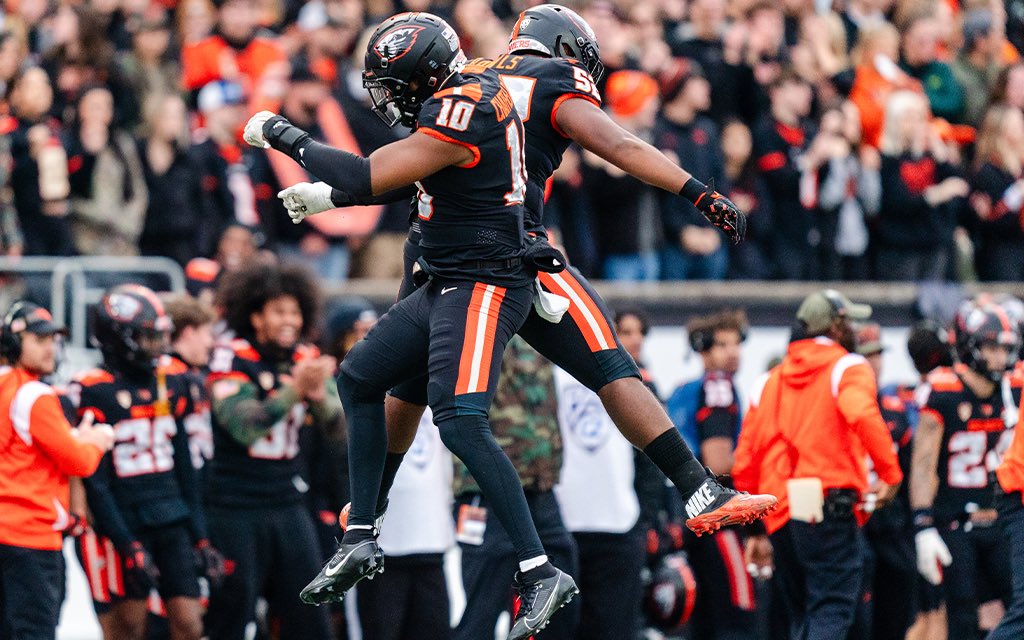 After a great conversation with @CoacHeyward I have received an 🅾️ffer from @BeaverFootball. @Coach_Bray @CoachPatterson #AGTG🙏🏾 #OregonState🖤🧡 #GoBeavs🦫 #DBIsland🏝️ @GregBiggins @BrandonHuffman @ZReyes_PRZ @Libertyotball @muraco_lhs @Mr96743