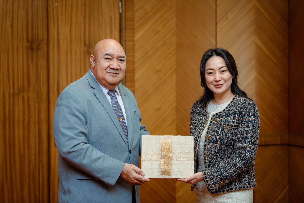 Dr Piukala met with Ms Anujin Purev-Ochir, Chairperson of the Standing Committee on Social Policy at the State Great Hural of #Mongolia 🇲🇳, to discuss collective efforts for a tobacco-free future for children and a healthier Region. #NoTobacco