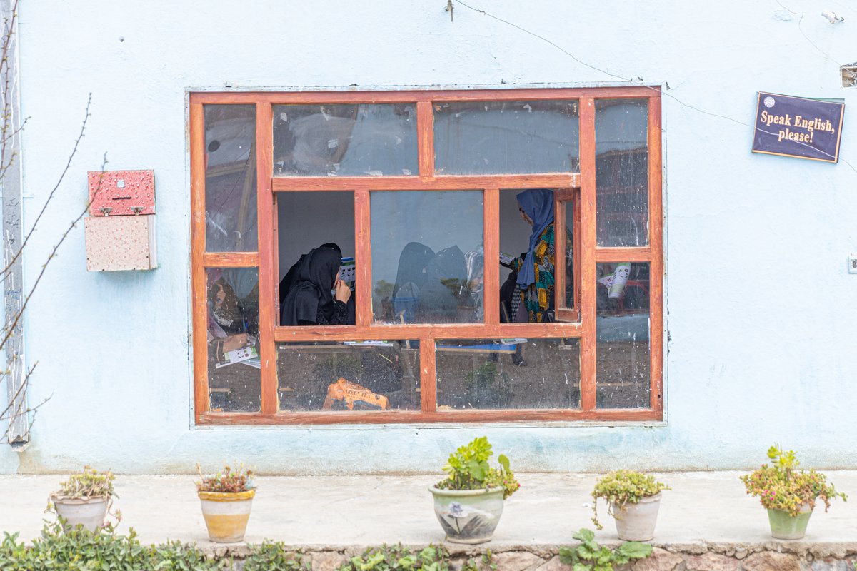 Through the “Rebuilding the Women’s Movement in Afghanistan” programme, UN Women provides technical capacity-building to a women-led NGO that is helping 70 young women and girls in Bamyan, #Afghanistan. The project builds students’ skills in English language &amp; computer literacy.