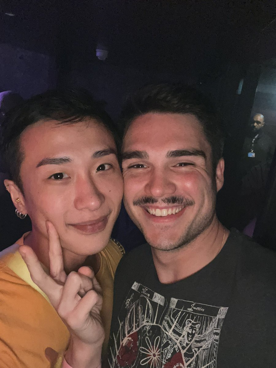 Seventh day in London. 🦒