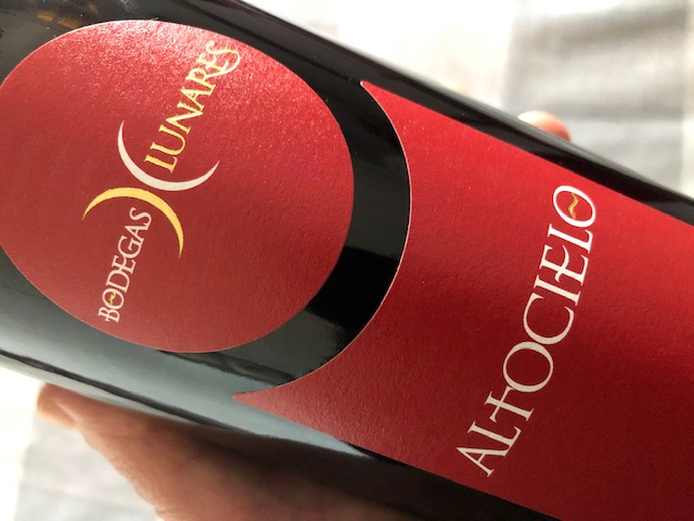 Tocando el Cielo Estrellado #vinos #wine  <a href="/BodegasLunares/">BodegasLunares Ronda</a> <a href="/vinos_malaga/">Vinos de Málaga</a> consultoria-estrategica.blogspot.com/2024/05/tocand… #Felizsábado