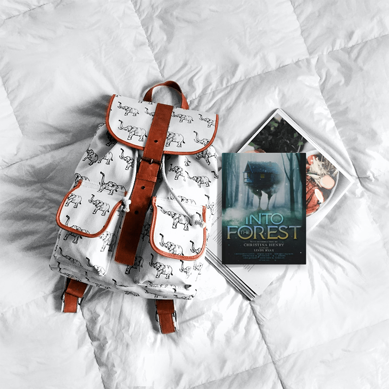 mybook.to/intotheforestb…
🧚‍♀️ Fairy-tales gone dark! #IntoTheForest offers unexpected turns in the tales of Baba Yaga. Praised by #Booklist and #PublishersWeekly, this anthology by today's leading women-in-horror is a journey