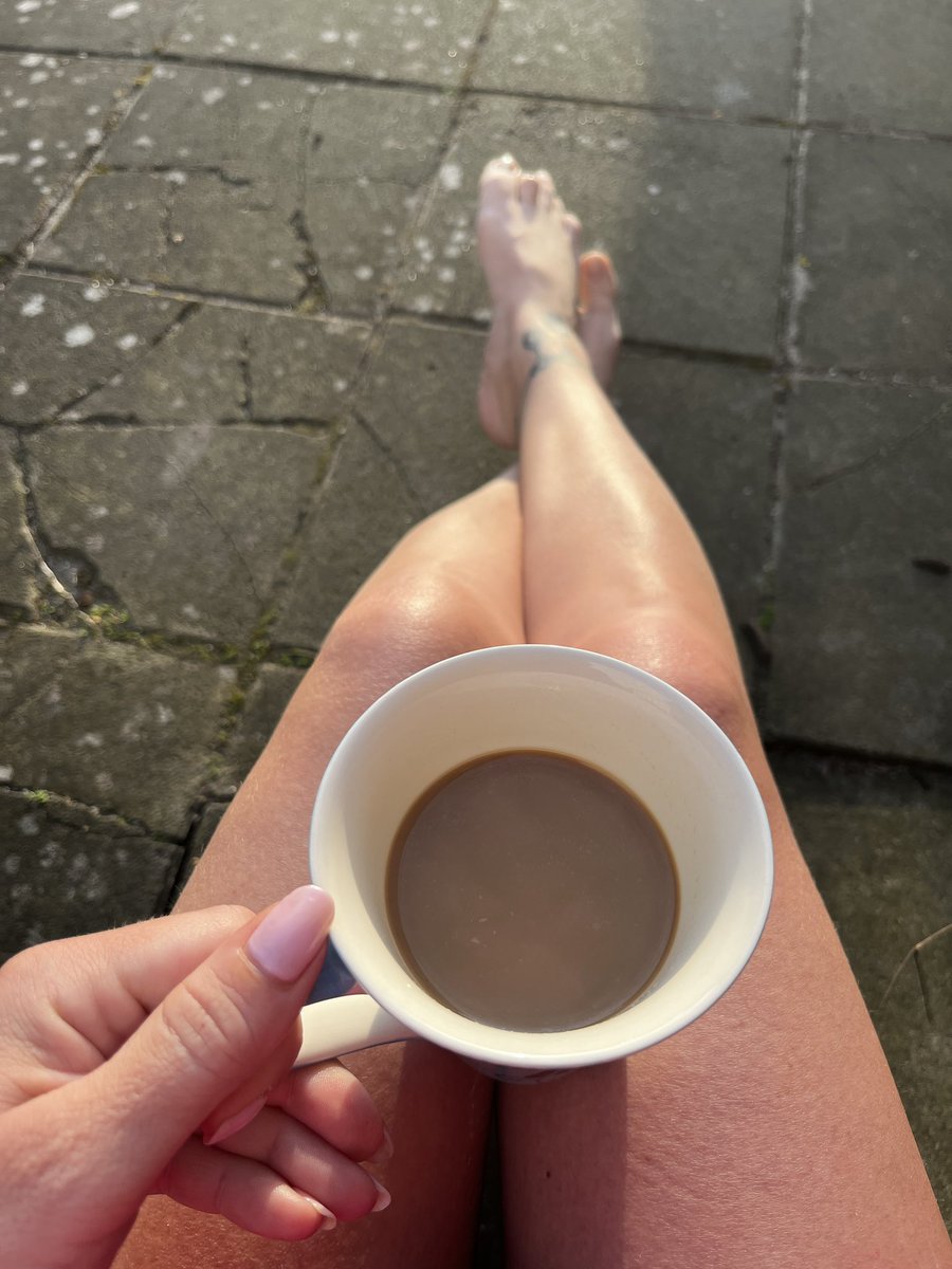 Godmorgon ☕️#legpic