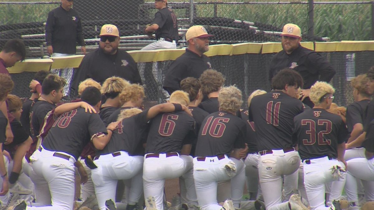 #3SportsBlitz: H.S. Baseball Playoffs - Fri. Bi-District Highlights and Scores

*Veterans Memorial closes out Laredo Martin
*Tuloso-Midway sweeps Rio Grande city Grulla
*Full Coastal Bend scores

LINK: bit.ly/2024-HS-Baseba…