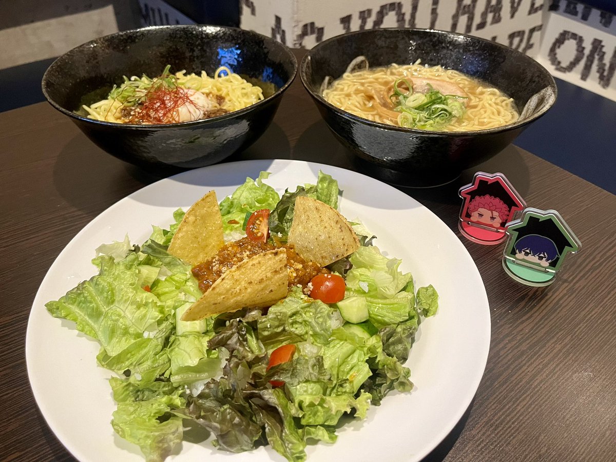 ジャンカラでがっつりお昼ごはん😋 私→タコライス🥗 長女→ピリ辛ジャージャー麺🍜 次女→醤油ラーメン🍜