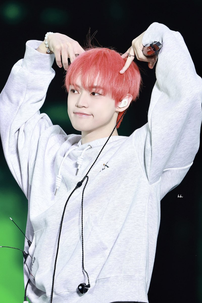 240504

🥺🥺🥺

#천러 #CHENLE #辰乐 
#NCT #NCTDREAM