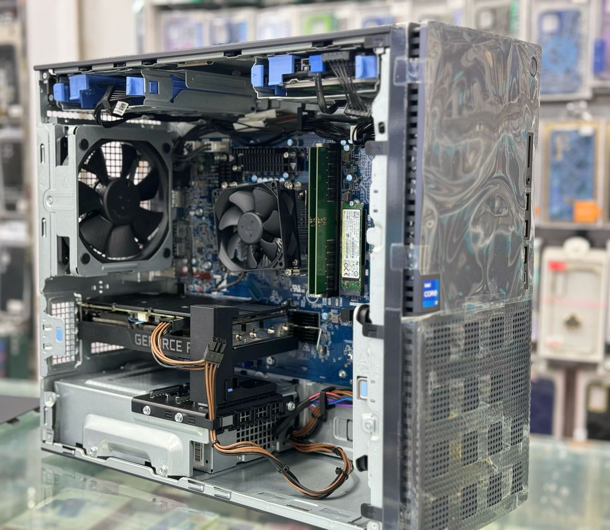 OmakuyuB's tweet image. Dell XPS Tower XPS8960-7180BLK-PUS GAMING Desktop - Intel® Core i7 - 13th Gen 13700 - 64GB Ram - 2TB Hard Drive - 1TB NVME Solid State Drive - 8GB NVIDIA® GeForce RTX 3060Ti - Multimedia Keyboard &amp;amp; Wired Mouse - Windows 11 Home - Brand New
Call/Whatsapp: 0787653234/ 0753359233