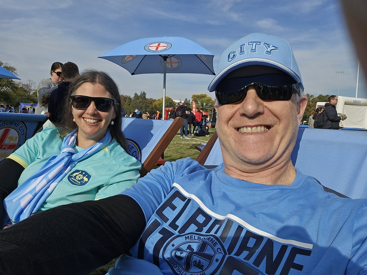 @aleaguewomen Grand Final 🏆⚽️🏃🏻‍♀️

Pregame vibes at Gosch's Paddock! #MCYvSFC

Let's GO @MelbourneCity  💙💙💙