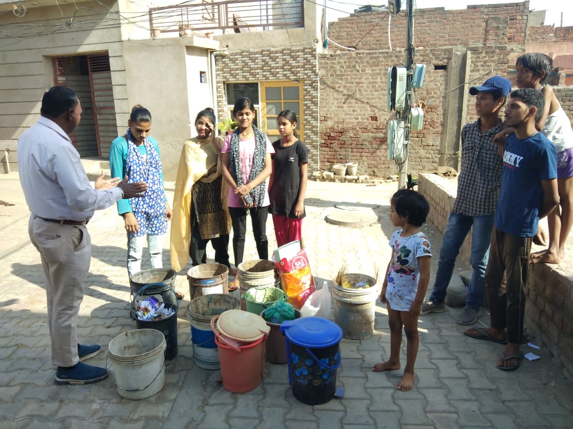 Dated: 04-05-2024
Today Awareness Session in ward no. 16 and made aware and encourage residents to use eco-friendly local products, say no to Single Use Plastic.
#SwachhBharat
#reducereuserecycle #saynotoplastic
#sustainablelivingableLiving
#cleankuraligreenkurali #Kurali