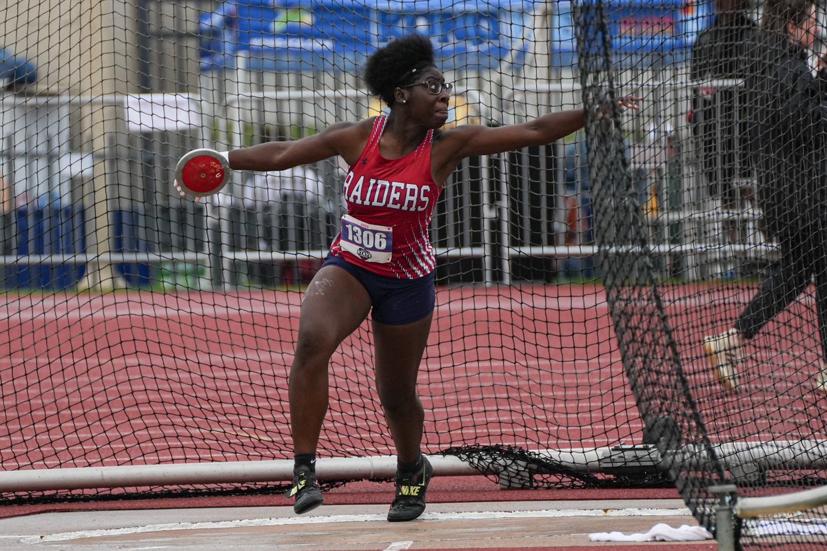 Ryan's Kailyn Head and Olamide Ayeni medaled to headline Friday's local performances at the 5A state track and field meet. Head won the girls 300-meter hurdles and placed second in the 100 hurdles, while Ayeni took second in the girls discus. dentonrc.com/sports/high_sc…