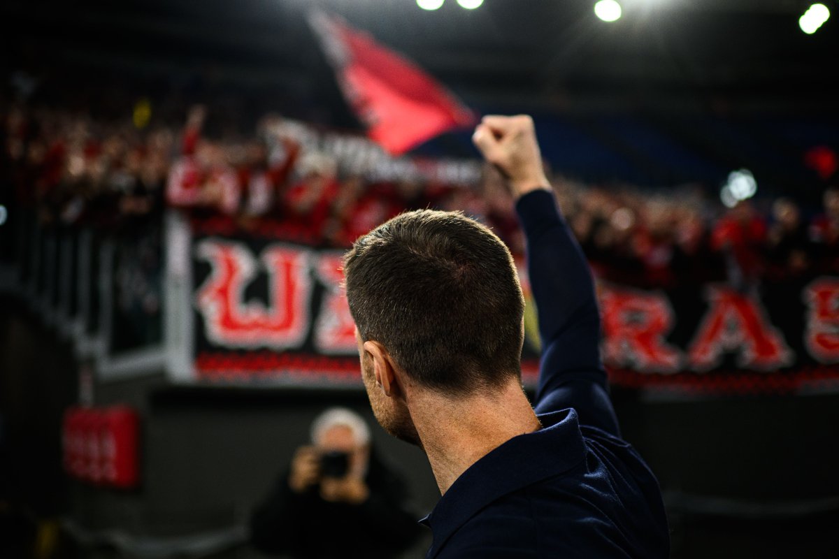 🖤❤️ Unidos conseguiremos todos nuestros objetivos 🙌

#SomosBayer04