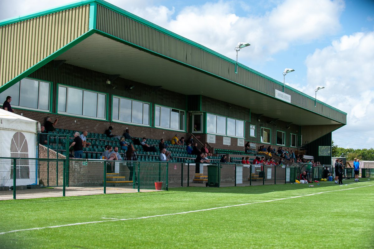 Club focus on phoenix club @AshfordUnitedFC Step 4 @IsthmianLeague South East Ground: Homelands Capacity: 3200 Seats: 500 Record attendance as United: 1865 vs @HerneBayFC April 2022 in @IsthmianLeague Play Off Former Leagues as United: Kent Invicta & @SCEFLeague Cont..