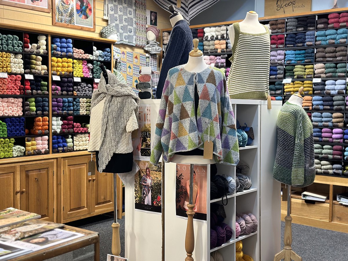 Did you know that we have our in store Rowan expert Sarah at the Craft Barn on the first Saturday of every month? Sarah is on hand to for your Rowan pattern queries and to offer advice on your next project. Take a look at Rowan spring summer online - ow.ly/g4Ec50RtlbH