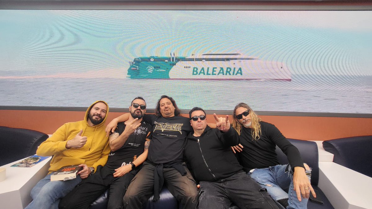 ¡Es hora de de sellar el destino! Estamos de camino, rumbo a Ibiza gracias a @Balearia y Connecting bridge. 🛳️ No podemos esperar para ver a nuestros seguidores de nuestra isla hermana. ❤️ ¡Esta noche nos espera una gran aventura llena Heavy Metal! 🤟 #eveth #teatrodeibiza