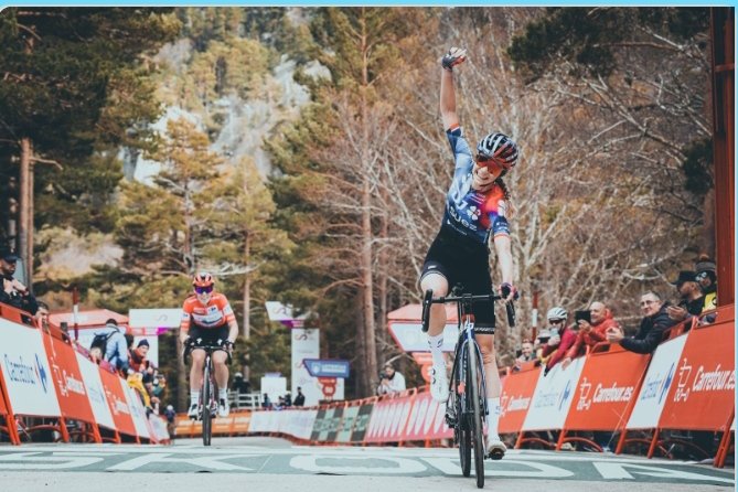 totijordi79's tweet image. Este es el palmarés de Evita Muzic:

2020:
🥇 1 etapa Giro de Italia

2021:
🇨🇵 Campeona de Francia en ruta

2022:
🏆 Clásica Alpes Gresivaudan

2023:
🏆 Clásica Alpes Gresivaudan

2024:
🥇 1 etapa La Vuelta a España 

@EvitaMuzic 
#evitamuzic
@FDJ_SUEZ 
#fdjsuez
