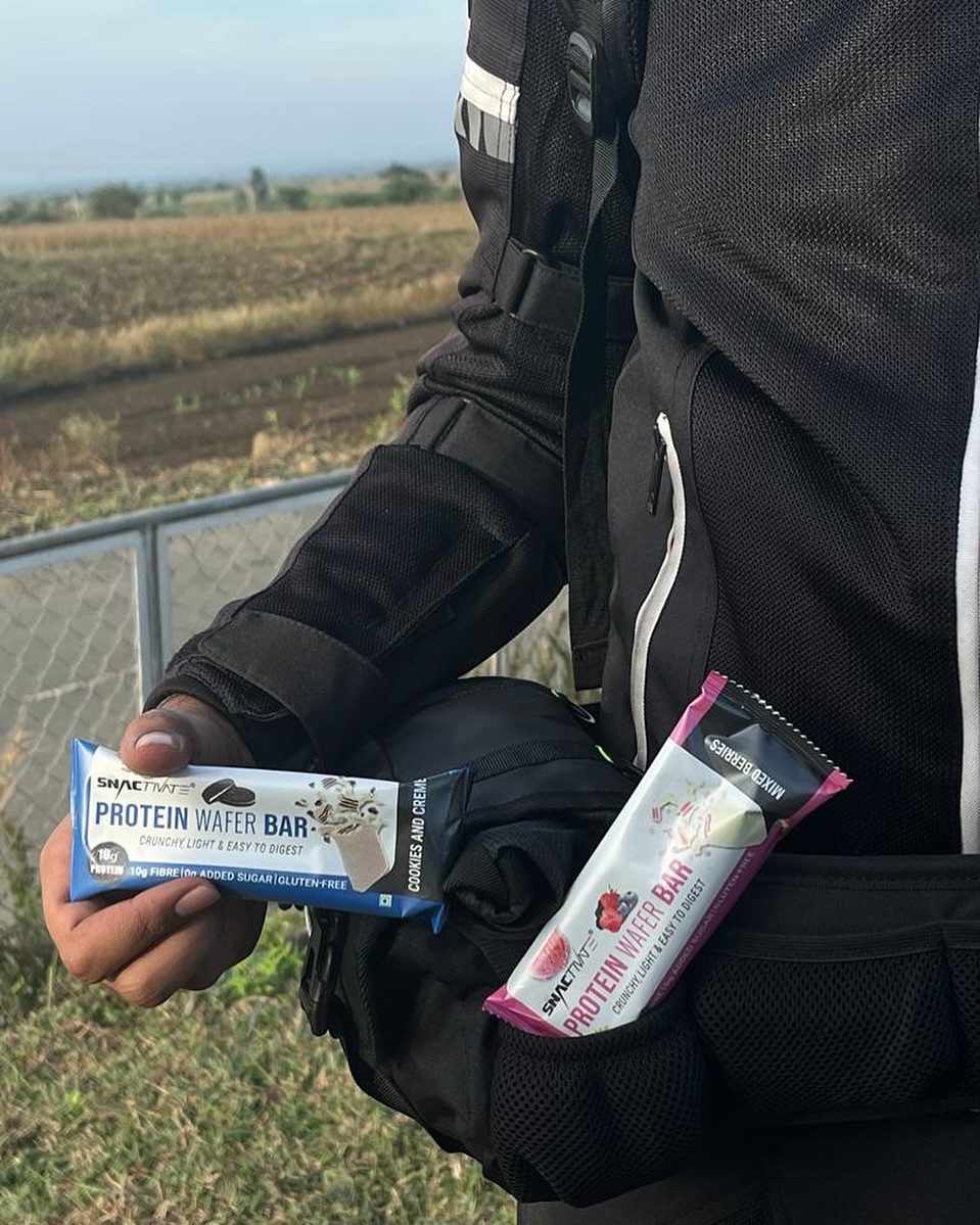 Sunday rides and protein snacks: the perfect recipe for a well-rounded weekend. Fuel up and enjoy the journey!🚗💪

#SundayVibes #ProteinPower #Sundayrides #Bikeride #Sunday #Proteinsnack