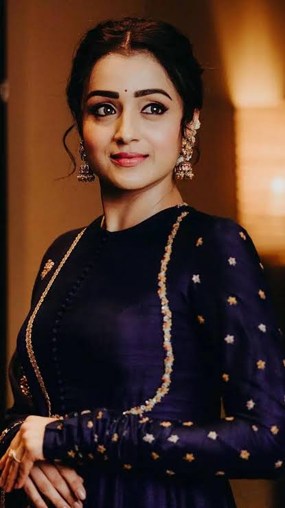 GMtr3A1XgAA8mS1?format=jpg&name=900x900