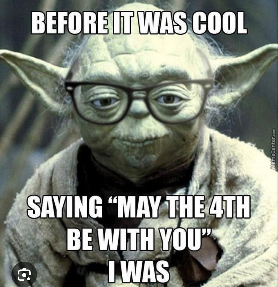 #HappySaturday! Sending best wishes to you all on this #MayThe4th, especially to the #StarWars and #sciencefiction communities. #MayThe4thBeWithYou! 
#TheOmniverse