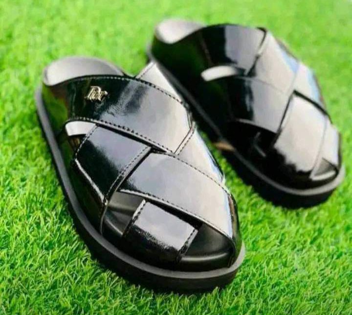 FEET FIT👣 Get Value for your money when you patronize,and cool discounts when you buy more! DURABLE✅ CLASSY✅ AFFORDABLE ✅ Frame 1;N13,500🔥 Frame 2&4;N16,500🔥 Frame 3;N14,500🔥 Available in Preferred sizes and color Nationwide delivery 08032828759 Mile 2,Port Harcourt